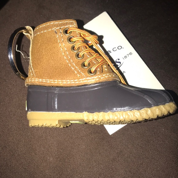 NWT Bass Duck Shoe Keychain - Picture 3 of 7